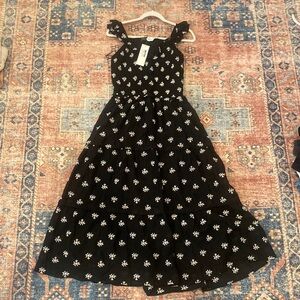 Cute summer dress! Long and modest!